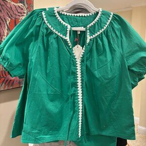 Green Cotton Top w White Trim